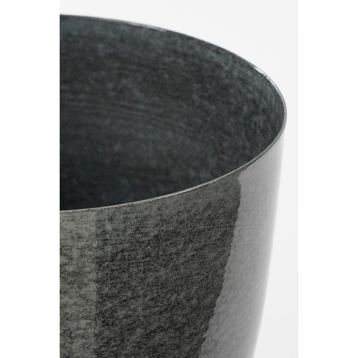 Graphite Poise James Planter – metalen voetstuk in soepel grijs