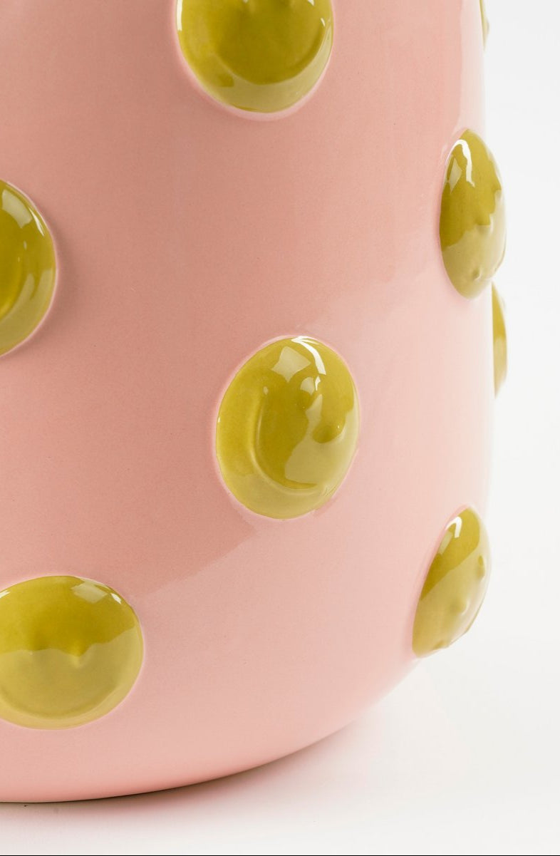 Smiley Vaas – limited edition keramiek in roze met okergele details